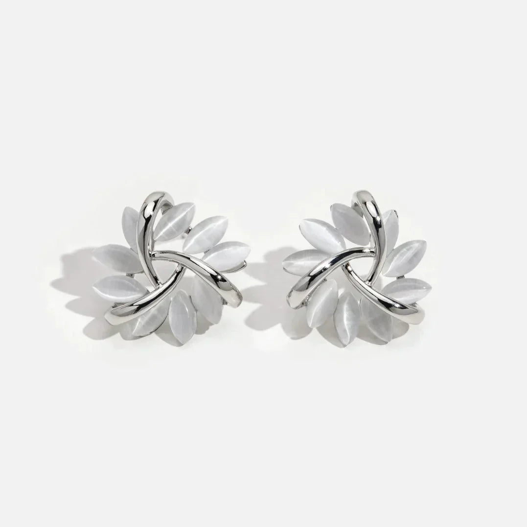 Tori™ - Pendientes Florales Curvados